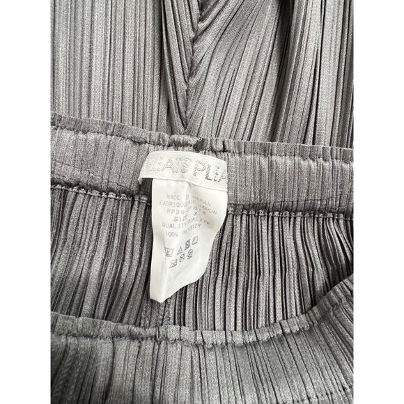 Pleats Please Issey Miyake Plisse Pants in Dark Grey - Picture 3 of 3